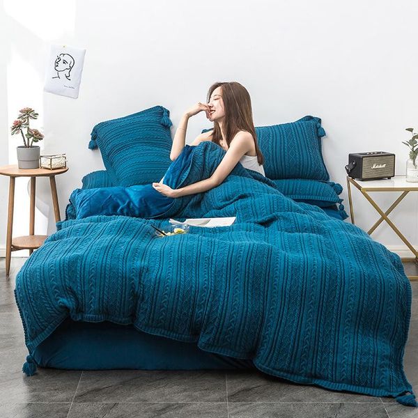 knitting wool bedding set warm winter sheet pillowcase&duvet cover set crystal flannel fleece thinken bedclothes ball bed linen
knitting wool bedding set warm winter sheet pillowcase&duvet cover set crystal flannel fleece thinken bedclothes ball bed linen