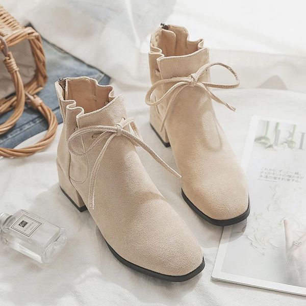 2021 winter new square-toe high-heeled short boots female spring and autumn all-match thick heel, Black
2021 winter new square-toe high-heeled short boots female spring and autumn all-match thick heel, Black