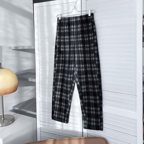 2021 new mooirue korea cashmere plaid women's autumn and winter loose straight tube casual ankle high waist pipe pants cxns, Black;white
2021 new mooirue korea cashmere plaid women's autumn and winter loose straight tube casual ankle high waist pipe pants cxns, Black;white