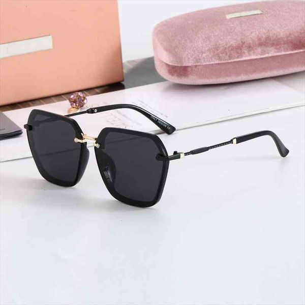 brand sunglasses women fashion designer sun glass lady polarizer shopping mirror retro frameless square eyewear, White;black
brand sunglasses women fashion designer sun glass lady polarizer shopping mirror retro frameless square eyewear, White;black