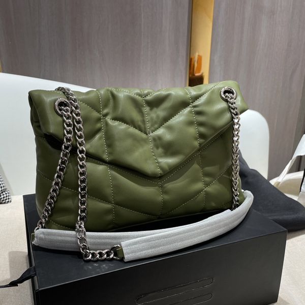 chain crossbody bag women handbags shoulder bags fashion silver hardware letter smooth surface hasp internal zipper flip purse
chain crossbody bag women handbags shoulder bags fashion silver hardware letter smooth surface hasp internal zipper flip purse