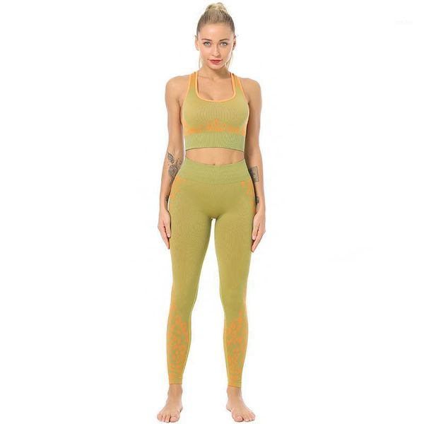 yoga outfits in stock custom sports ladies gym suit activewear workout clothing women active wear set1, White;red
yoga outfits in stock custom sports ladies gym suit activewear workout clothing women active wear set1, White;red
