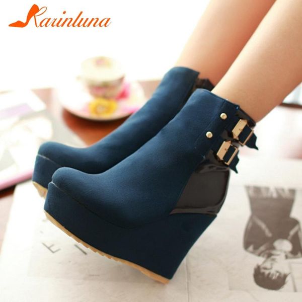 boots 2021 arrivals female shoes wedges heels buckles high platform flock ankel short plush, Black
boots 2021 arrivals female shoes wedges heels buckles high platform flock ankel short plush, Black