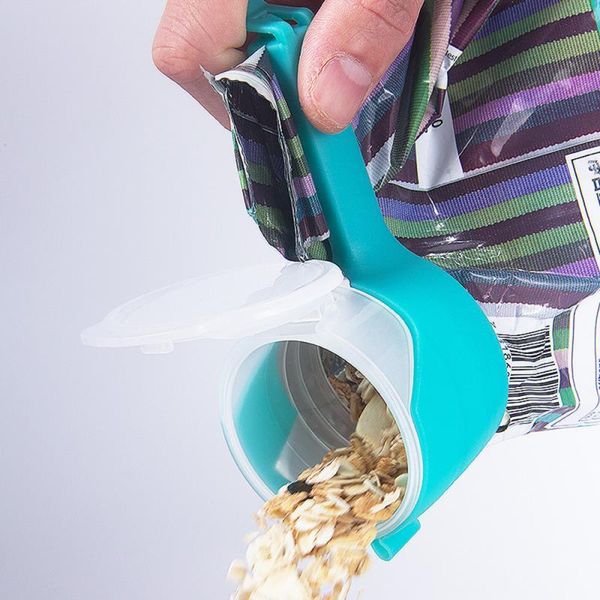 1pc portable seal pour storage bag clip snack sealing clip sealing pour bag clips clamp kitchen tools
1pc portable seal pour storage bag clip snack sealing clip sealing pour bag clips clamp kitchen tools