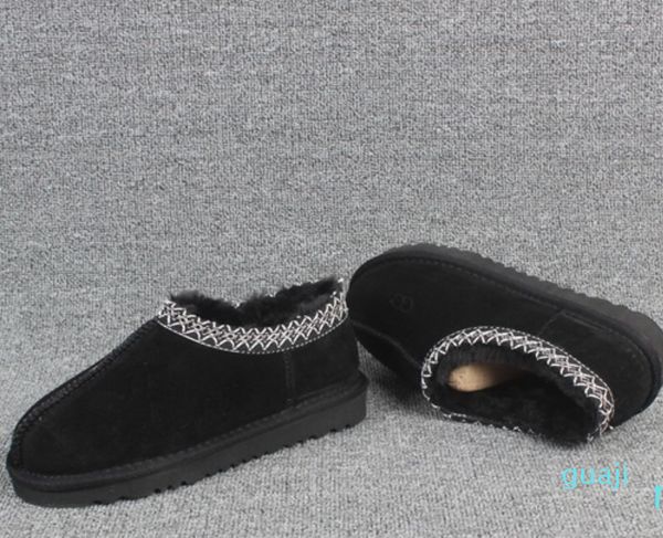 boot women man classic winter slipper boots ankle snow boots winter slippers man shoes size 34-44, Black
boot women man classic winter slipper boots ankle snow boots winter slippers man shoes size 34-44, Black