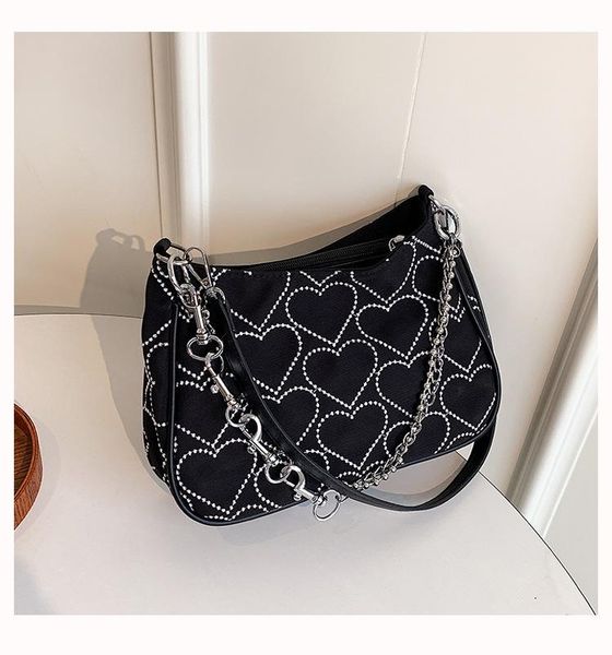 evening bags retro women's hobos canvas shoulder bag embroidery heart pattern ladies underarm female chain purse handbags
evening bags retro women's hobos canvas shoulder bag embroidery heart pattern ladies underarm female chain purse handbags