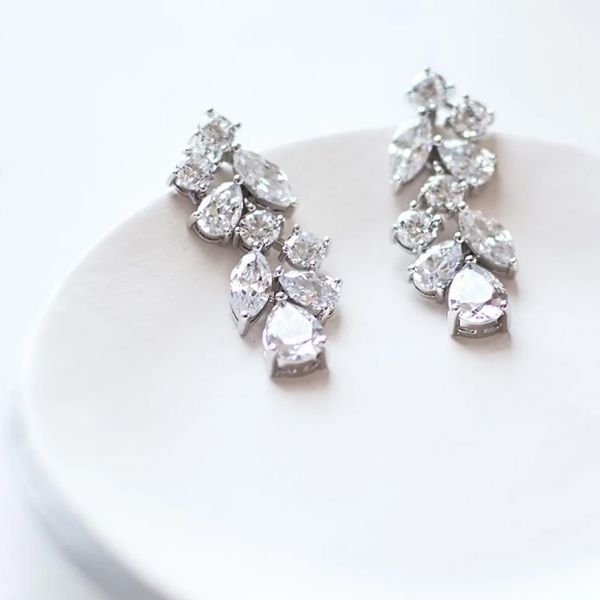 stonefans vintage drop wedding earrings for brides sparkle scattered vine crystal zirconia earrings fashion jewelry gifts, Red;blue
stonefans vintage drop wedding earrings for brides sparkle scattered vine crystal zirconia earrings fashion jewelry gifts, Red;blue