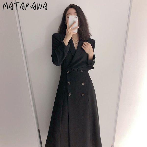 matakawa elegant turn-down collar double breasted women trench coats korean lace up waist slender long sleeve windbreaker, Tan;black
matakawa elegant turn-down collar double breasted women trench coats korean lace up waist slender long sleeve windbreaker, Tan;black