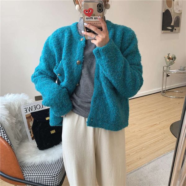 winter new korean special color wool loop knitting sweater cardigan xiaoxiang thickened round neck coat female, White;black
winter new korean special color wool loop knitting sweater cardigan xiaoxiang thickened round neck coat female, White;black