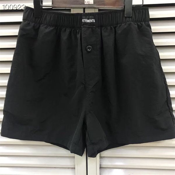 2021 ss new hip hop casual men women vetements shorts stretch patch black h32f, White;black
2021 ss new hip hop casual men women vetements shorts stretch patch black h32f, White;black