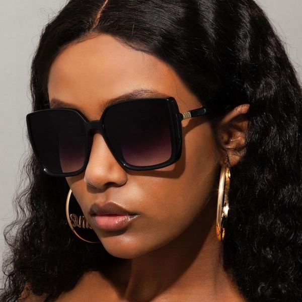 sunglasses luxury square women 2021 brand designer retro big frame sun glasses vintage gradient female oculos feminino uv400, White;black
sunglasses luxury square women 2021 brand designer retro big frame sun glasses vintage gradient female oculos feminino uv400, White;black