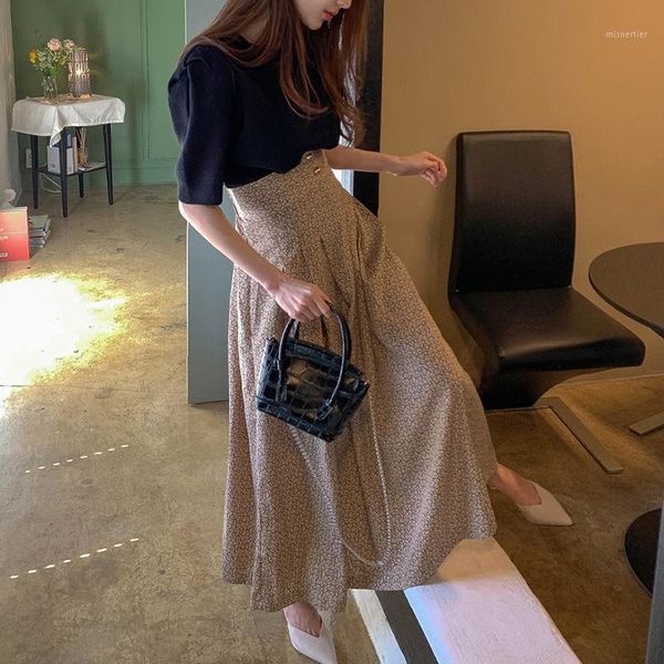 women's t-shirt vintage knitted t-shirts women korean chic round neck short sleeve ladies summer fashion 2021 casual slim female tees, White
women's t-shirt vintage knitted t-shirts women korean chic round neck short sleeve ladies summer fashion 2021 casual slim female tees, White