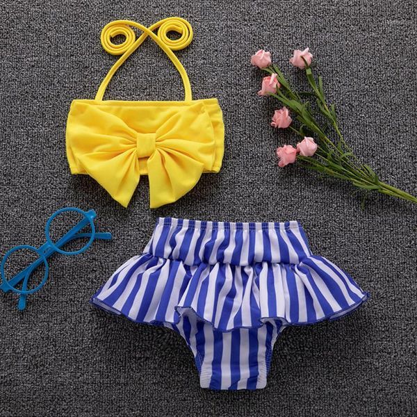baby girl ruffles swimsuit kids striped bow bathing suits children two pieces swimwear beachwear bikini set girls biquini 2021, Black
baby girl ruffles swimsuit kids striped bow bathing suits children two pieces swimwear beachwear bikini set girls biquini 2021, Black