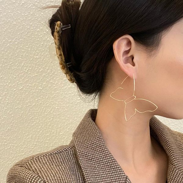 stud simple earrings punk style metal butterfly for women vintage party jewelry accessories 2021, Golden;silver
stud simple earrings punk style metal butterfly for women vintage party jewelry accessories 2021, Golden;silver