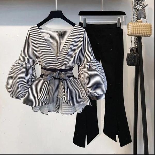 elegant ol work wear 2 pieces set spring new puff sleeve bow tie up striped blouse and split flares pant suit, Gray
elegant ol work wear 2 pieces set spring new puff sleeve bow tie up striped blouse and split flares pant suit, Gray