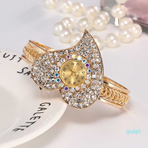 luxury women's bracelet watches gold fashion ladies dress quartz watches relogio feminino heart-shaped clocks mujer j0515, Slivery;brown
luxury women's bracelet watches gold fashion ladies dress quartz watches relogio feminino heart-shaped clocks mujer j0515, Slivery;brown