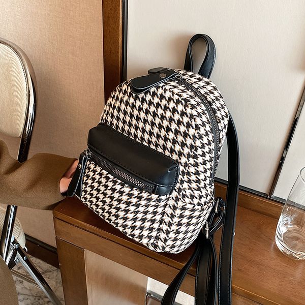 niche design fashion backpack korean joker western style backpack houndstooth woolen school bag backpack width: 19cm c0226
niche design fashion backpack korean joker western style backpack houndstooth woolen school bag backpack width: 19cm c0226