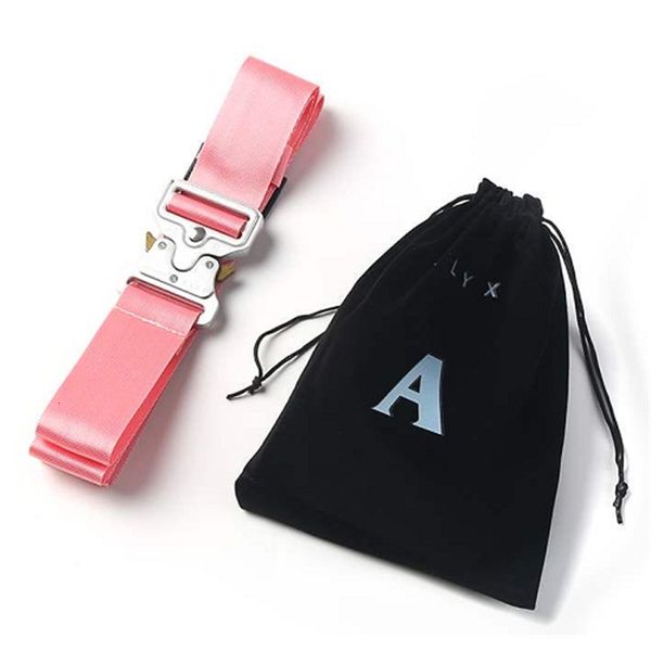 2021 new rollercoaster belt 45cm streetwear safelty cinto masculino feminino metal de alta qualidade funcional fivela cintura 1017 alyx 9sm, Black;brown
2021 new rollercoaster belt 45cm streetwear safelty cinto masculino feminino metal de alta qualidade funcional fivela cintura 1017 alyx 9sm, Black;brown