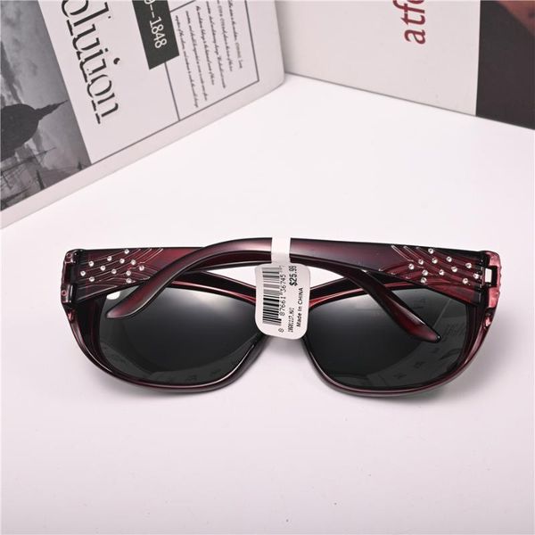 sunglasses vazrobe women goggles polarized glasses fit over eyeglasses frames clip on myopia spectacles rhinestone female shades, White;black
sunglasses vazrobe women goggles polarized glasses fit over eyeglasses frames clip on myopia spectacles rhinestone female shades, White;black