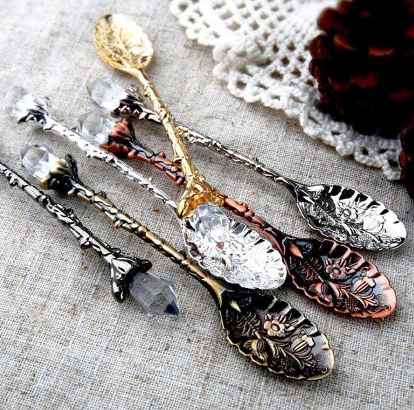 spoons vintage royal style metal carved coffee forks with crystal head kitchen fruit prikkers dessert ice-cream scoop wholesale
spoons vintage royal style metal carved coffee forks with crystal head kitchen fruit prikkers dessert ice-cream scoop wholesale