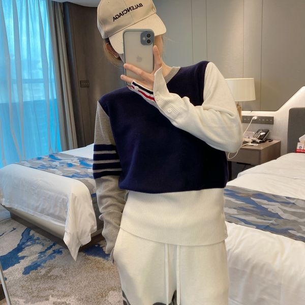 1415 tb pullover early autumn wool round neck sweater color contrast coat women's korean loose, White
1415 tb pullover early autumn wool round neck sweater color contrast coat women's korean loose, White