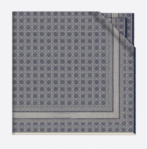 women denim shawl 140*140 cm fringed-end wraps designer lady wool silk cashmere jacquard band scarf, Blue;gray
women denim shawl 140*140 cm fringed-end wraps designer lady wool silk cashmere jacquard band scarf, Blue;gray