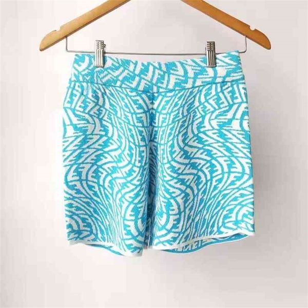 spring and summer new capsule series eye lens double letter jacquard knitting ice silk shorts capris, Black
spring and summer new capsule series eye lens double letter jacquard knitting ice silk shorts capris, Black