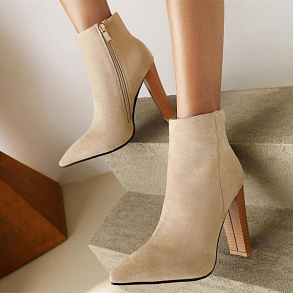 boots 2021 autumn winter earth tone shoes booty simple solid ankle men women high chunky heel suede, Black
boots 2021 autumn winter earth tone shoes booty simple solid ankle men women high chunky heel suede, Black