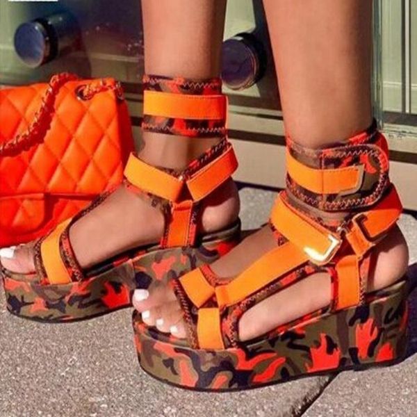 women's big size sandals women's fashion of new thick bottom flower shoes in summer 2021, Black
women's big size sandals women's fashion of new thick bottom flower shoes in summer 2021, Black
