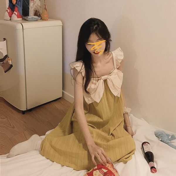women's sleepwear spring cotton sweet and cute big bow lotus leaf sleeve nightdress 2021 style suspender nightgown female student, Black;red
women's sleepwear spring cotton sweet and cute big bow lotus leaf sleeve nightdress 2021 style suspender nightgown female student, Black;red