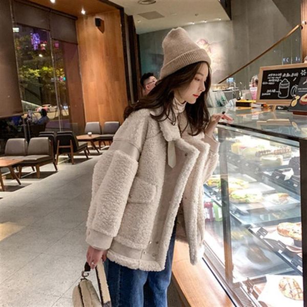 furry lambs wool white warm thick jacket coat for woman 2021 autumn winter harajuku kpop korean style streetwear, Black;brown
furry lambs wool white warm thick jacket coat for woman 2021 autumn winter harajuku kpop korean style streetwear, Black;brown