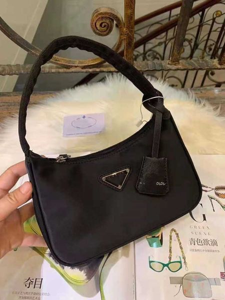 luxurys designers women nylon handbag bags with letters wholesale canvas hobo shoulder bag lady tote handbags menger bagss
luxurys designers women nylon handbag bags with letters wholesale canvas hobo shoulder bag lady tote handbags menger bagss