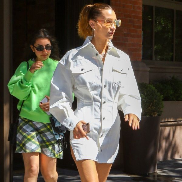 2021 white denim double pocket vintage buttons mini women streetwear autumn new long sleeve elastic high waist party g0eo, Black;gray
2021 white denim double pocket vintage buttons mini women streetwear autumn new long sleeve elastic high waist party g0eo, Black;gray