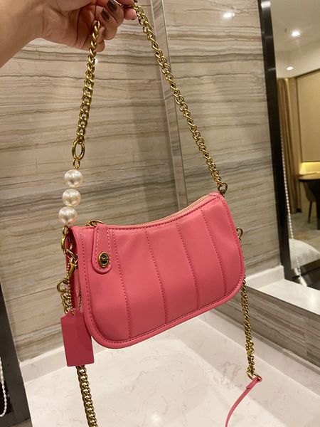 pink leather women's shoulder bag 2021 pearl retro alloy handle chain handbag designer zipper purse
pink leather women's shoulder bag 2021 pearl retro alloy handle chain handbag designer zipper purse