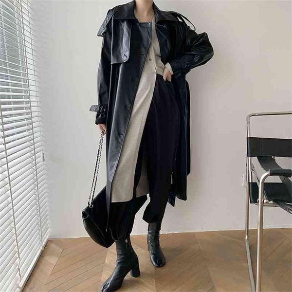 korea runway designer fall /autumn leather maxi long trench coat with belt chic female windbreaker classic 210825, Tan;black
korea runway designer fall /autumn leather maxi long trench coat with belt chic female windbreaker classic 210825, Tan;black
