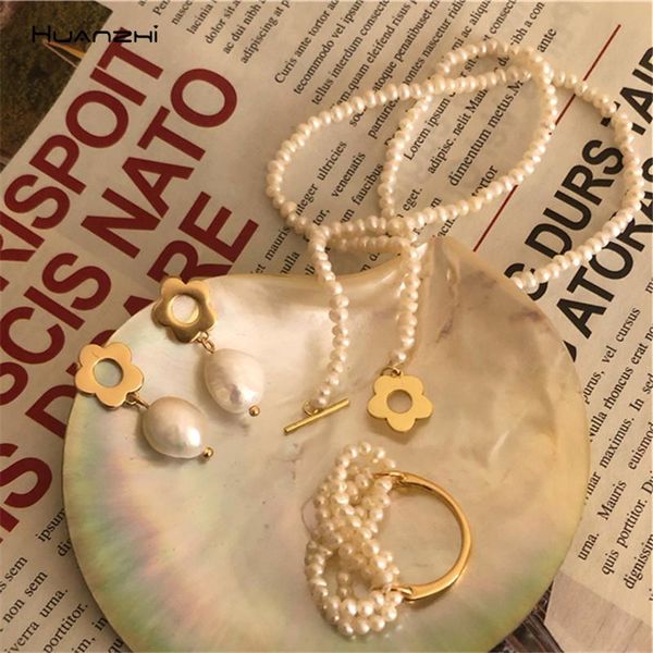 pendant necklaces huanzhi 2021 vintage multilayer natural baroque pearl necklace choker flower ot buckle for woman girls wedding party jewel, Silver
pendant necklaces huanzhi 2021 vintage multilayer natural baroque pearl necklace choker flower ot buckle for woman girls wedding party jewel, Silver