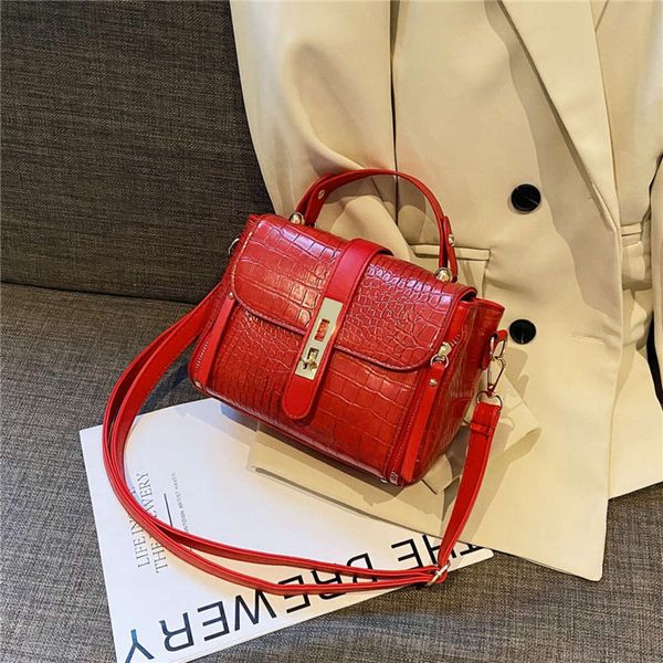 hbp this year's popular 2021 new autumn and winter women's fashion one shoulder cross carry small square bag
hbp this year's popular 2021 new autumn and winter women's fashion one shoulder cross carry small square bag