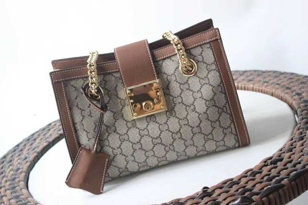 wanghong g gujia pvc with original leather fashion one shoulder shopping bag luxury lock portable messenger
wanghong g gujia pvc with original leather fashion one shoulder shopping bag luxury lock portable messenger