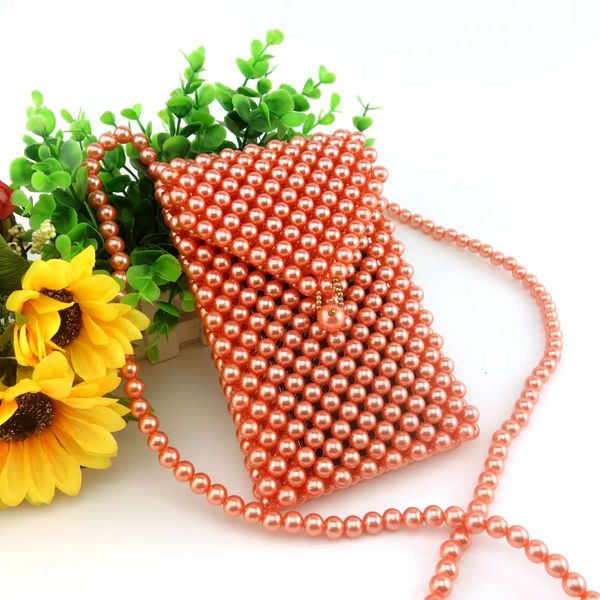 boutique women's pearl mobile phone bag, red oblique cross purely hand-made, color adjustable
boutique women's pearl mobile phone bag, red oblique cross purely hand-made, color adjustable