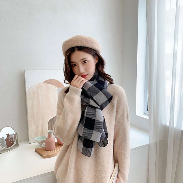 2020 korean new simple temperament plaid scarf women's winter cotton hemp fashion decoration warm shawl, Blue;black
2020 korean new simple temperament plaid scarf women's winter cotton hemp fashion decoration warm shawl, Blue;black