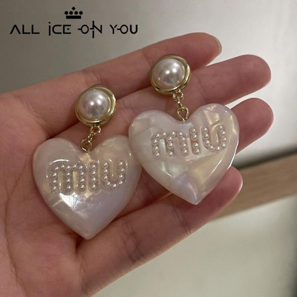 stud luxury pearl m letter temperament heart-shaped resin for women girls gift earrings party wedding jewelry, Golden;silver
stud luxury pearl m letter temperament heart-shaped resin for women girls gift earrings party wedding jewelry, Golden;silver