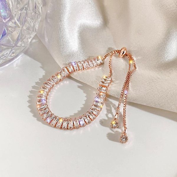 charm bracelets fashion geometric zircon bracelet light luxury shiny rose gold chain crystal for women bangles jewelry party gifts, Golden;silver
charm bracelets fashion geometric zircon bracelet light luxury shiny rose gold chain crystal for women bangles jewelry party gifts, Golden;silver
