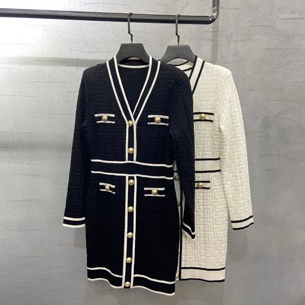 casual dresses 2021 autumn women v neck long sleeve jacquard fashion dress 2 color for ladies gdnz 9.26, Black;gray
casual dresses 2021 autumn women v neck long sleeve jacquard fashion dress 2 color for ladies gdnz 9.26, Black;gray