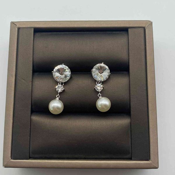 design jewelry miao new rhinestone pearl female korean version personality fashion temperament earrings silver needle tide brass, Golden
design jewelry miao new rhinestone pearl female korean version personality fashion temperament earrings silver needle tide brass, Golden