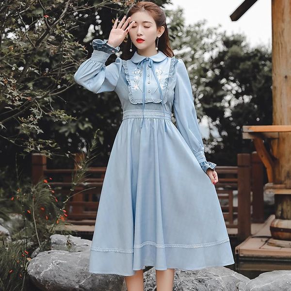 casual dresses 2021 fashion women's clothing literary retro elegant temperament embroidered dress autumn and winter, Black;gray
casual dresses 2021 fashion women's clothing literary retro elegant temperament embroidered dress autumn and winter, Black;gray