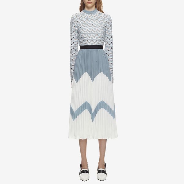 new 2021 stylish designer runway women's elegant embroidery lace patchwork pleated midi bzli, Black;gray
new 2021 stylish designer runway women's elegant embroidery lace patchwork pleated midi bzli, Black;gray