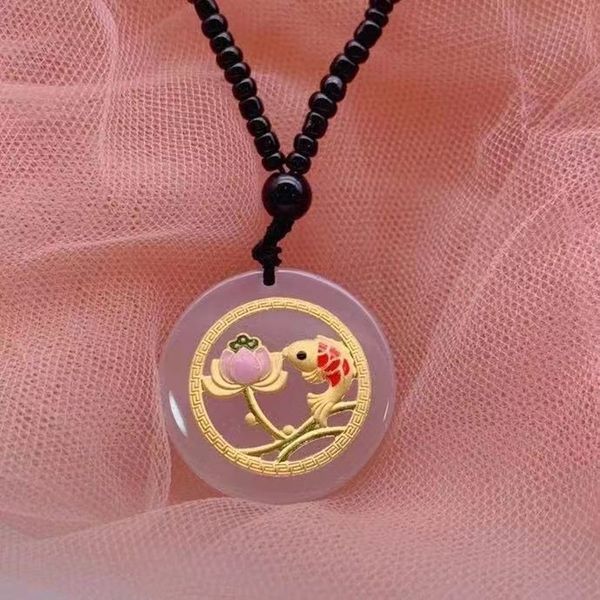 souvenir chalcedony flowers bloom, rich year after