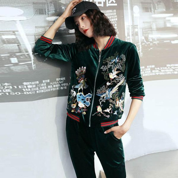 high-end women floral women set vintage embroidery shirt + pants flowers elegant lady casual velvet suit set s-xxl, White
high-end women floral women set vintage embroidery shirt + pants flowers elegant lady casual velvet suit set s-xxl, White