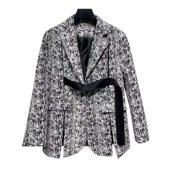 women's suits & blazers liscn casual jacquard blazer suit female notched long sleeve patchwork straight for women 2021, White;black
women's suits & blazers liscn casual jacquard blazer suit female notched long sleeve patchwork straight for women 2021, White;black