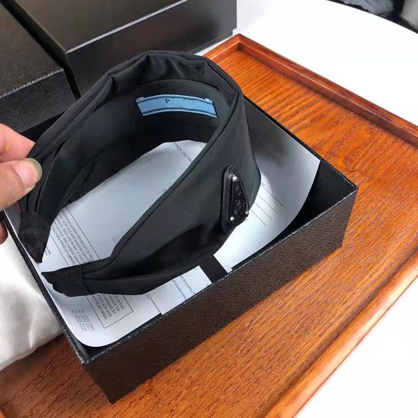 selling black triangle headband for women brand hair bands designer sport outdoor headwraps gifts p067, Silver
selling black triangle headband for women brand hair bands designer sport outdoor headwraps gifts p067, Silver